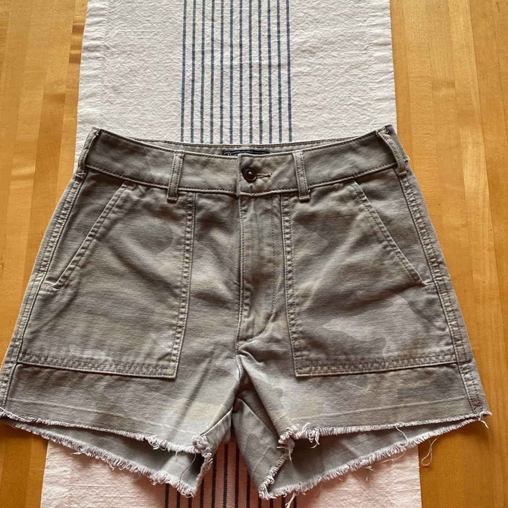 Abercrombie & Fitch shorts